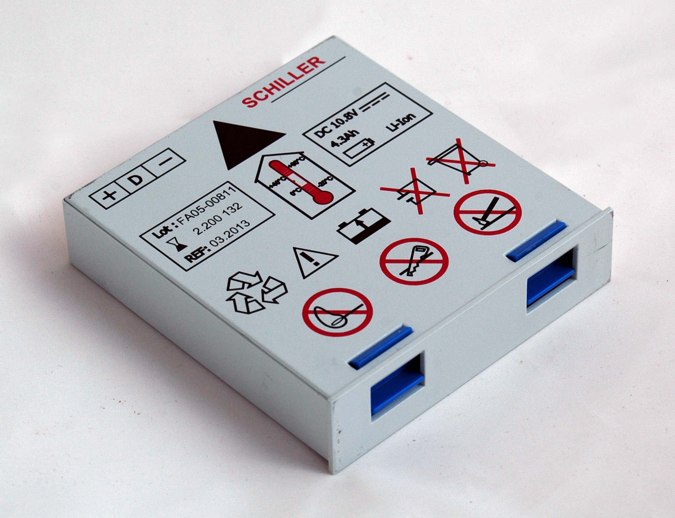 Batería 10.8V 4.3Ah para desfibrilador Defigard 5000 SCHILLER